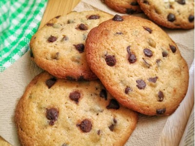 SNOW WHIP MALTED MILK COOKIES